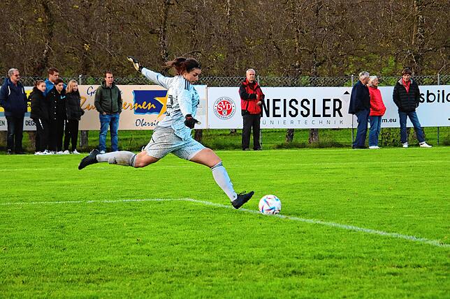 Bild 14: Bilder der Pokal-Partie zwischen dem SV Deggenhausertal und dem Hegauer FV