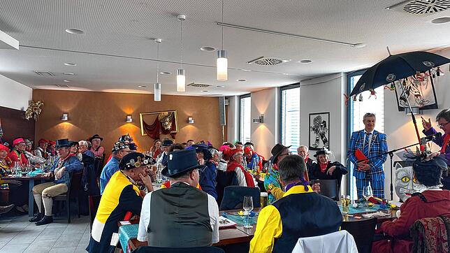 Bild 1: Viel Lokalkolorit beim närrischen Frühschoppen in Meßkirch