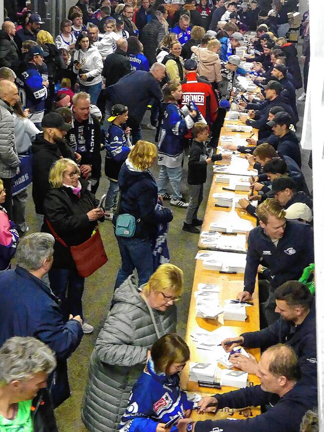 Bild 15: Unsere Bildergalerie von der Saisonabschlussfeier der Schwenninger Wild Wings