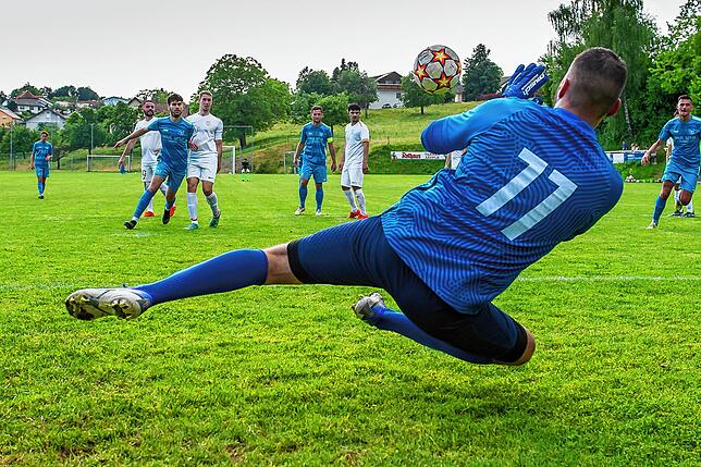 Bild 8: SV Buch gewinnt mit 4:0 gegen Schlusslicht Bosporus FC Friedlingen &ndash; und wir haben Bilder!