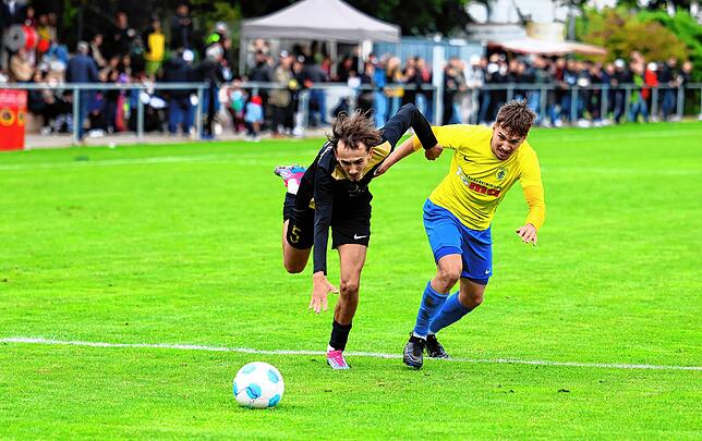 Bild 25: Unsere große Bildergalerie vom Pokal-Derby zwischen dem TSV Singen und dem FC Singen 04