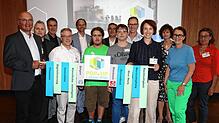 Der Staffelstab für das Popup Labor wurde von Singen an Stockach übergeben. Im Bild (von links) Wilfried Trah, Norbert Fröschle, Joachim ...