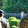 215 Soldaten des Jägerbataillons 292 werden am Freitagvormittag im Donaueschinger Schlosspark für ihren Einsatz im Kosovo verabschiedet.