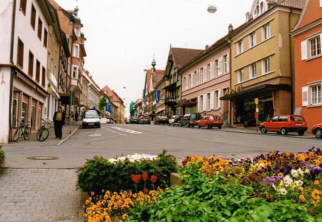 Bild 12: Bilder von Läden in den 90ern in Stockach, die es heute so nicht mehr gibt