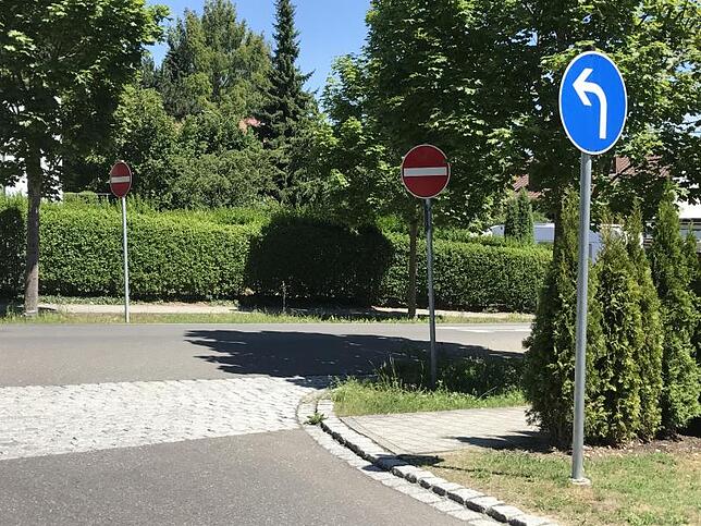 Die Einbahnstraßenregelung am Schättlisberg sorgt für Irritationen.