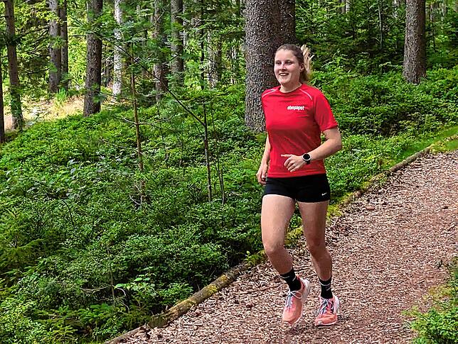 Mit Hanna Bächle durch den Schwarzwald – das erleben die Kinder beim Lauftreff in Unterkirnach.