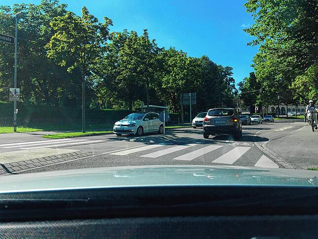 Bild 4: Wer ist schneller am Ziel? Wir haben die neue und alte Strecke der B 31 getestet
