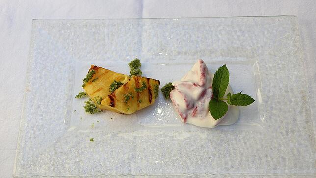 Bild : Gegrillte Ananas - Das Rezept und Tipps von Profikoch Michael Adler