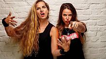 Julia Gámez Martin und Ariane Mülzler sind &bdquo;Suchtpotential&ldquo;.