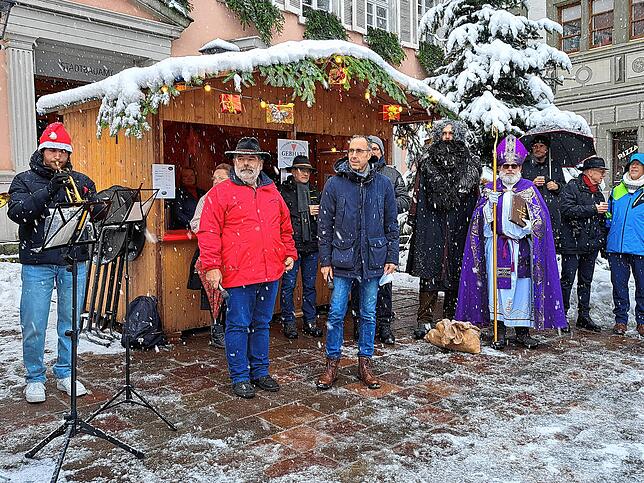 Bild 4: Lichterglanz und Mandelduft: So schön war der Engener Weihnachtsmarkt