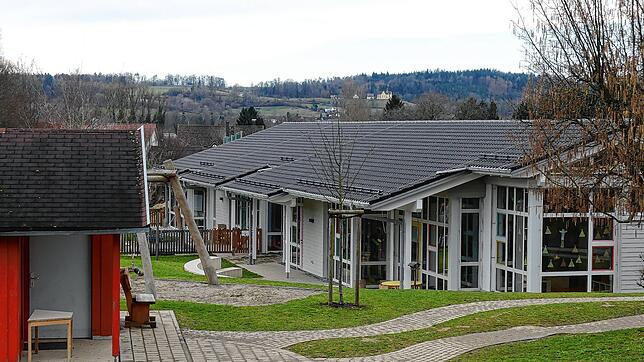 2022 wurde der Anbau an den Kindergarten in Ahausen eingeweiht. Sollte es zu einem großen Mehrbedarf an Plätzen kommen, könnte die ...