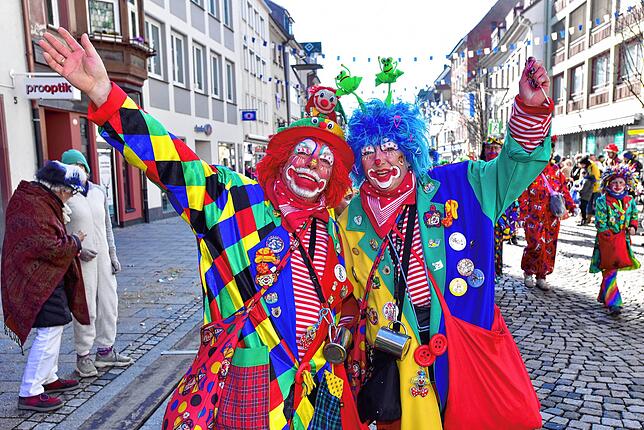 Bild 8: Fasnetmontag in Villingen: Die Südstadtclowns ziehen alle Blicke auf sich – jetzt die Bilder sehen!