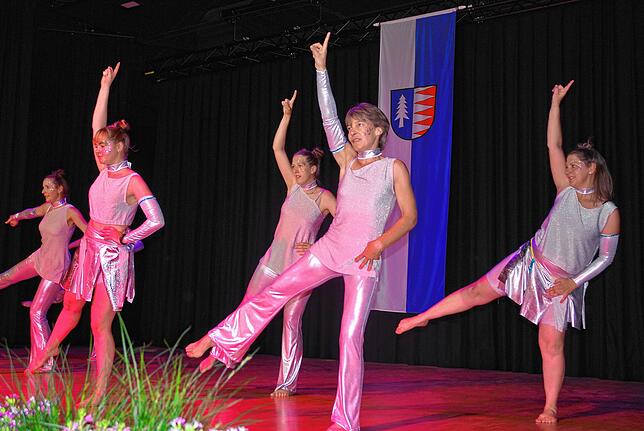 Bild 11: Bilder vom Einweihungsfest der Klettgau-Halle in Geisßlingen