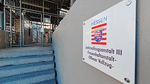Die Justizvollzugsanstalt III in Frankfurt, das als Gefängnis speziell für Frauen geführt wird. In diesem Gefängnis sitzt Johanna ...