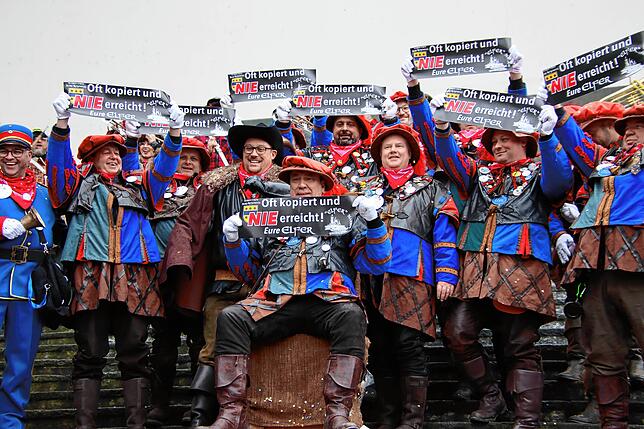 Bild 31: Fasnacht in Rielasingen: Schmotziger Fasnachtstag in bunten Bildern erleben