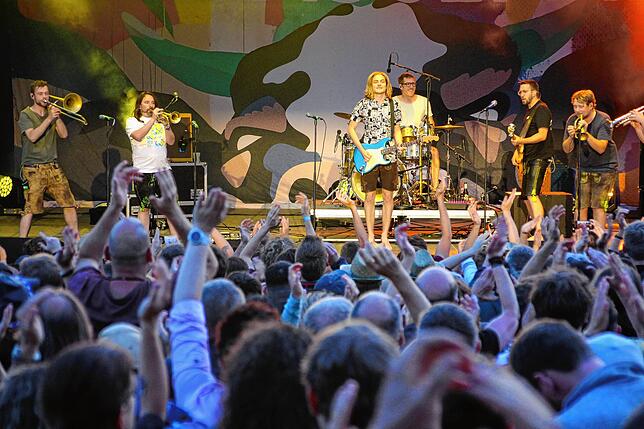 Bild 15: LaBrassBanda begeistern beim Markdorf Open Air – hier gibt‘s alle Bilder! (Teil 3)