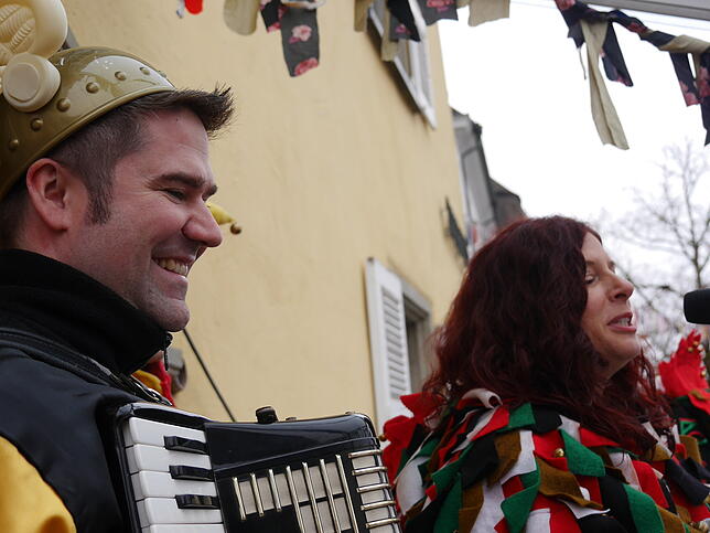 Bild 24: Bilder vom Schmotzigen in Hilzingen: Fasnacht 2025 mit buntem Treiben!