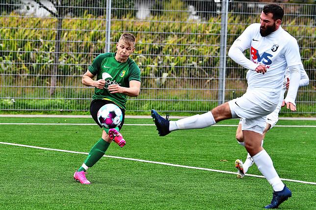 Bild 14: SV Herten fegt den FC Erzingen mit 6:1 vom Rasen &ndash; und wir haben Bilder!