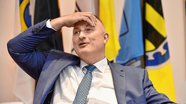 Der Fall Greensill bereitet Bürgermeister Michael Kollmeier einiges an Kopfzerbrechen. Schließlich fehlen der Stadt Hüfingen drei ...