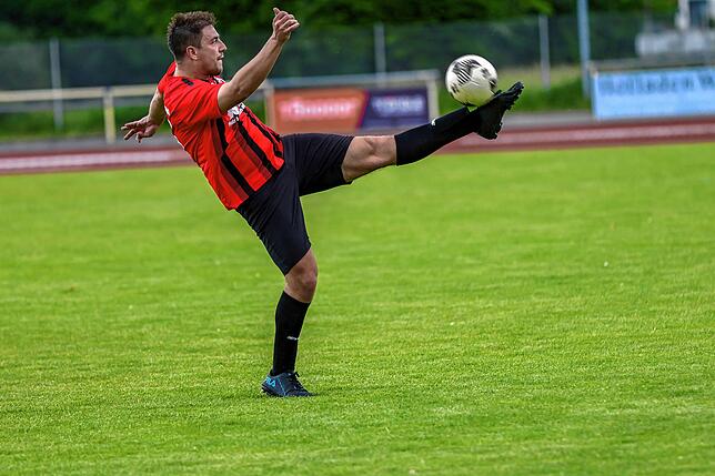 Bild 16: FC 08 Bad Säckingen unterliegt beim FC Tiengen 08 II mit 2:3 – und wir haben Fotos!