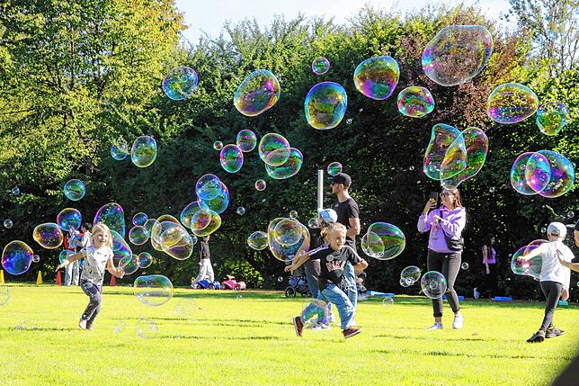 Bild 20: Dorffest in Zoznegg: So feiert die Gemeinde Mühlingen ihr 50-jähriges Jubiläum in der Weiherbachhalle