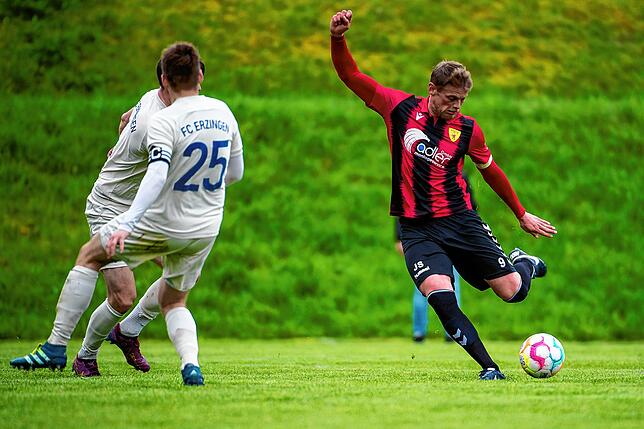 Bild 32: FSV Rheinfelden gewinnt beim FC Erzingen mit 6:1 &ndash; und wir haben Bilder!