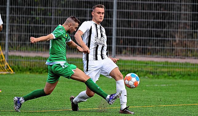Bild 13: FC Wittlingen setzt sich mit 2:0 beim SV Herten durch &ndash; und wir haben Bilder!