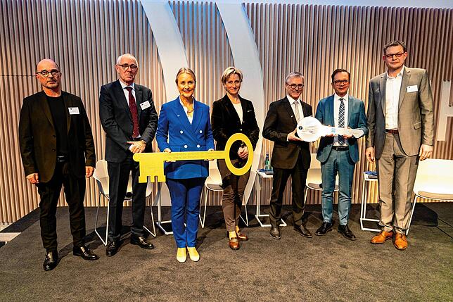 Bild 1: Impressionen vom feierlichen Festakt zur Eröffnung des IHK-Neubaus Haus der Wirtschaft