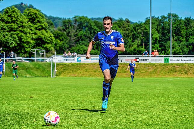 Bild 28: FC Weizen rettet sich durch das 2:1 beim SV Rheintal vor dem Direktabstieg &ndash; und wir haben Bilder!
