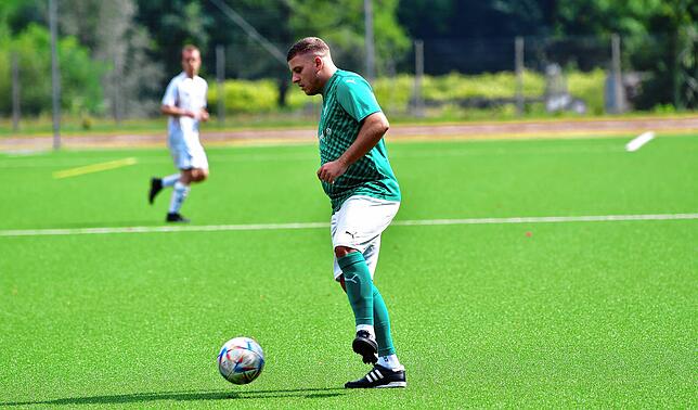 Bild 30: FC Zell besiegt den SV Blau-Weiß Murg mit 2:0 – und wir haben Bilder!