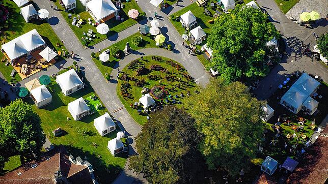 Eindrücke der Home and Garden im Jahr 2020. Gerhard Plessing, Fotograf und Pilot, erstellte dieses Bild. Die Pagodenzelte der ...