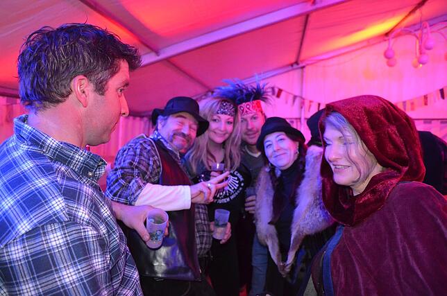 Bild 25: Das war die Partynacht der Narrentage mit der Froschenkapelle in Bildern