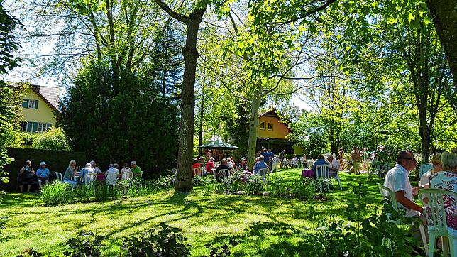 Die Gartenanlage im Roseanum Schönbrunn hat 2019 viele Besucher begeistert &ndash; und wird dies trotz Beachtung einiger Hygieneregeln ...