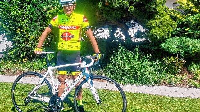 Regelmäßig ist der Meßkircher Markus Weißhaupt mit dem Rennrad unterwegs. In seinem Spitzenjahr fuhr er knapp 11.000 Kilometer. Übrigens ...