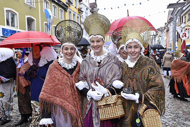 Bild 2: Bilder vom bunten Treiben am Fasnetsmontag in Villingen (2)