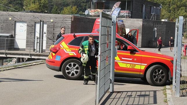 Direkt vom Seepark ging es für die Rettungskräfte gestern zum Folgeeinsatz in die Pfullendorfer Innenstadt.