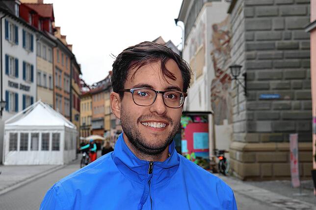 Pierre Schmidt, 32, Überlingen: „Ich vertraue der Politik und den Maßnahmen eines zweiten Lockdowns. Dennoch ist es natürlich eine ...