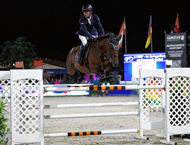 Bild 11: Reitsport pur beim Fest der Pferde am Freitag