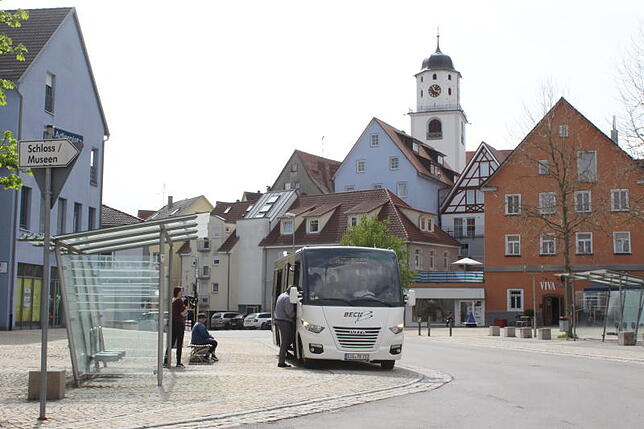 Meßkirch hat allerhand zu bieten. Vom Adlerplatz aus ist die St.-Martins-Kirche zu sehen.