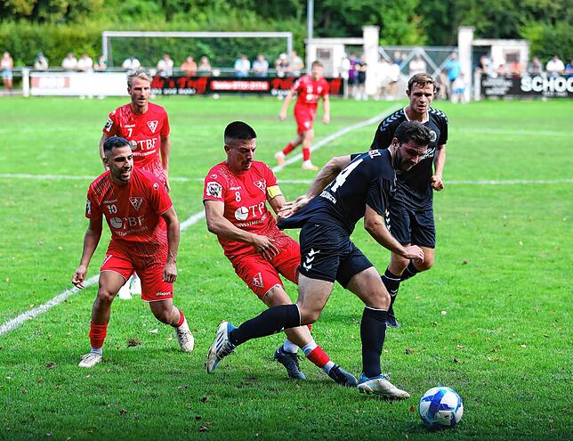 Bild 1: Die besten Bilder vom Duell zwischen dem 1. FC Rielasingen-Arlen und dem SC Konstanz-Wollmatingen