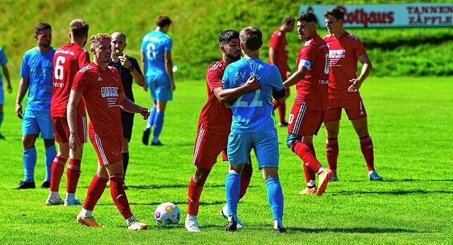 Bild 23: VfR Bad Bellingen müht sich zu einem 3:1 beim SV Buch &ndash; und wir haben Bilder!