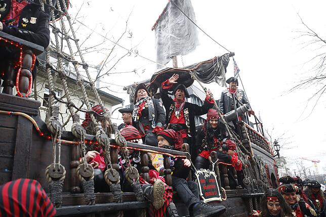Bild 15: Fasnacht in der Schweiz: Kreuzlingens bunte Parade in Bildern