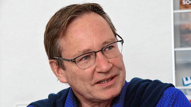 Hans-Georg Hofmann ist Interims-Intendant der Bodensee Philharmonie.