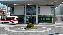 Seit Mitte November ist der verunglückte Schönwälder Spieler in der Reha-Klinik in Allensbach.