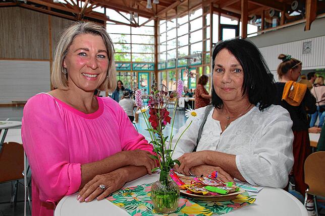 Die Neubürgerinnnen Christine Klughardt (links) und Daniela Neske (rechts) fanden den Neubürgerempfang klasse und empfanden ihn als eine ...