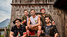 Der Auftritt der Alpenrock-Band Mountain Crew am Samstag, 2.¦August, ist einer der Höhepunkte des Fests. Die fünf Männer treten das ...