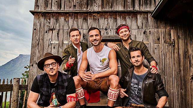 Der Auftritt der Alpenrock-Band Mountain Crew am Samstag, 2.¦August, ist einer der Höhepunkte des Fests. Die fünf Männer treten das ...