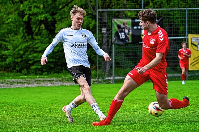 Bild 12: FV Lörrach-Brombach II besiegt den FV Tumringen im Derby mit 4:0 – und wir haben Fotos!
