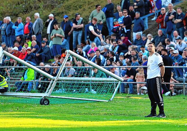 Bild 31: Bennet Ukaj lässt die Südsterne im Derby jubeln! Hier gibt es unsere große Bildergalerie!