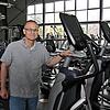 Das Lächeln vor der Kamera fällt Gaetano Cristilli angesichts der erneuten Corona-Schließung seines Fitnessstudios G1 nicht mehr so leicht.